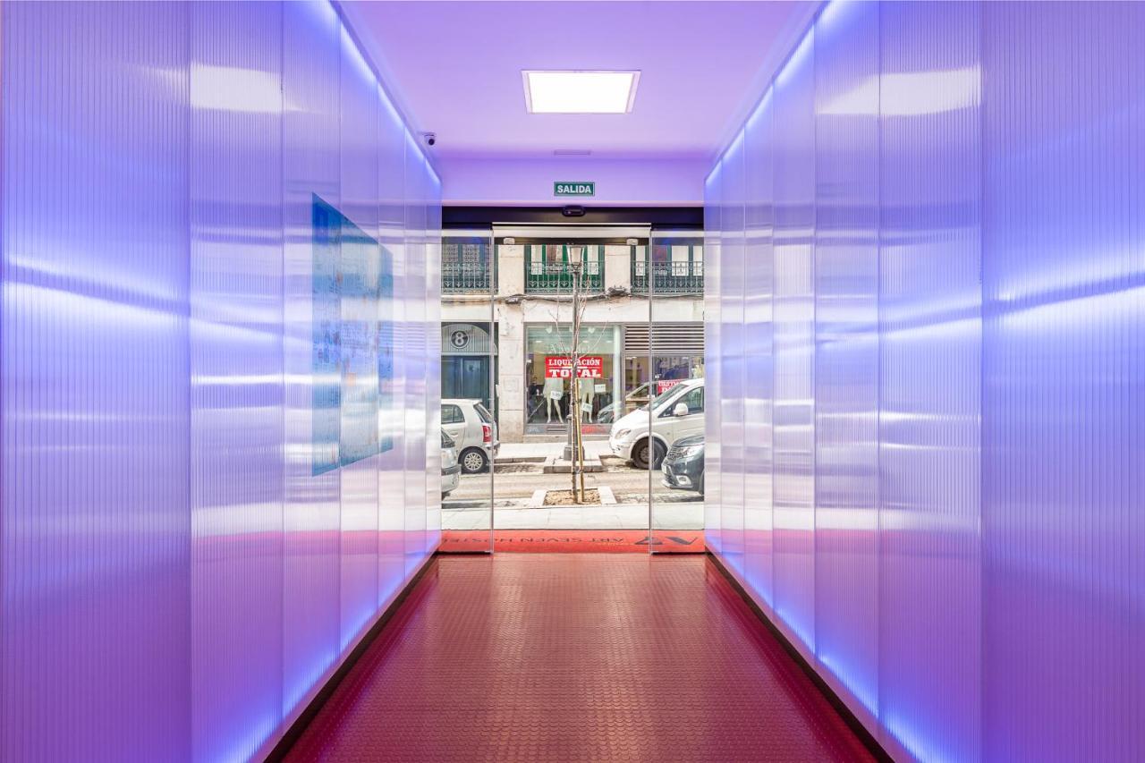 Art Seven Hostel Capsules Madrid Exterior foto
