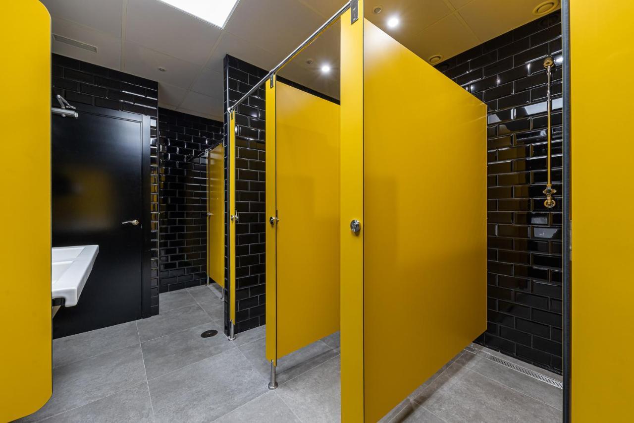 Art Seven Hostel Capsules Madrid Exterior foto