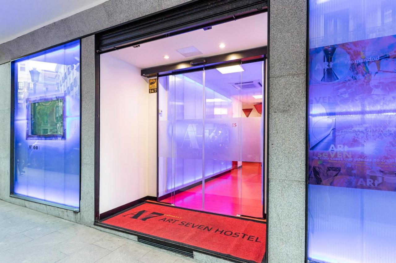 Art Seven Hostel Capsules Madrid Exterior foto